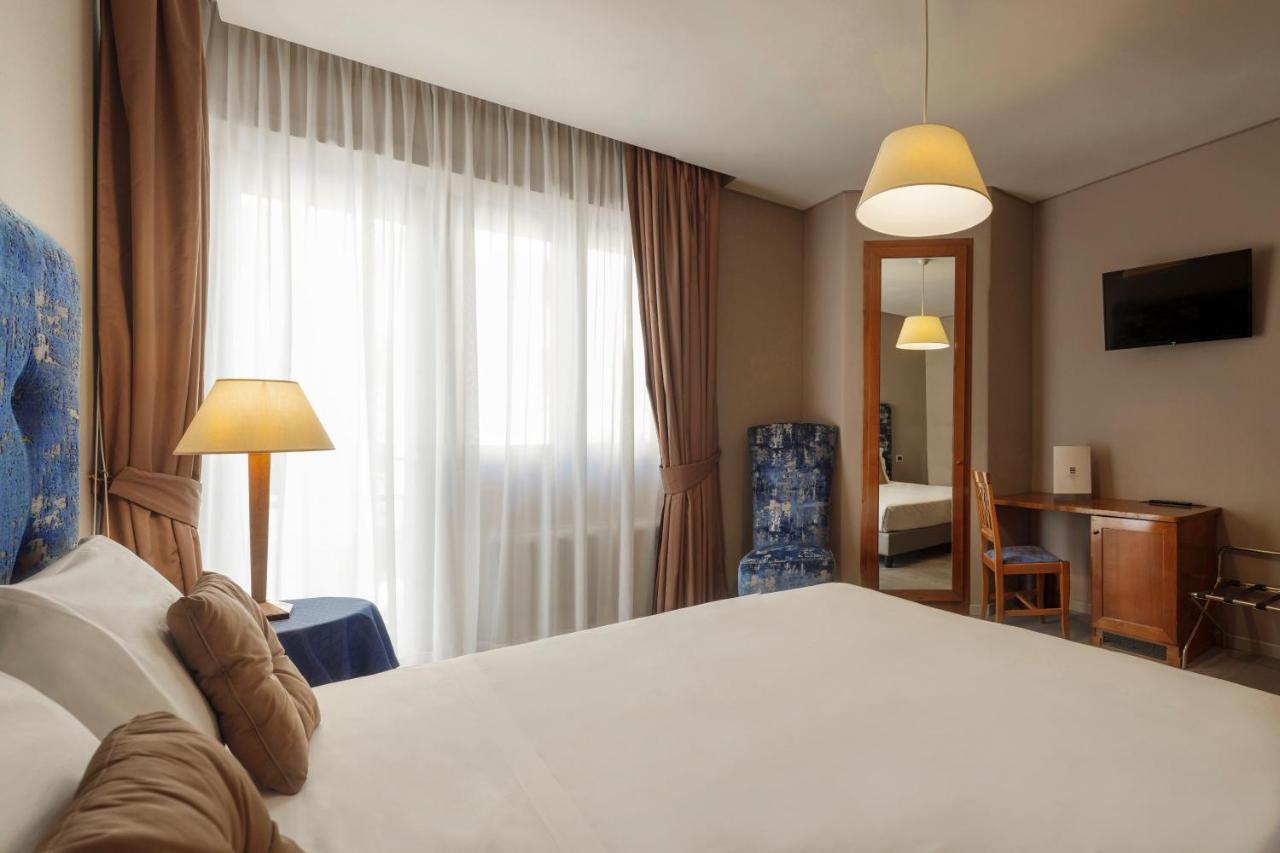 Beyou Hotel Ponte Milvio โรม ภายนอก รูปภาพ