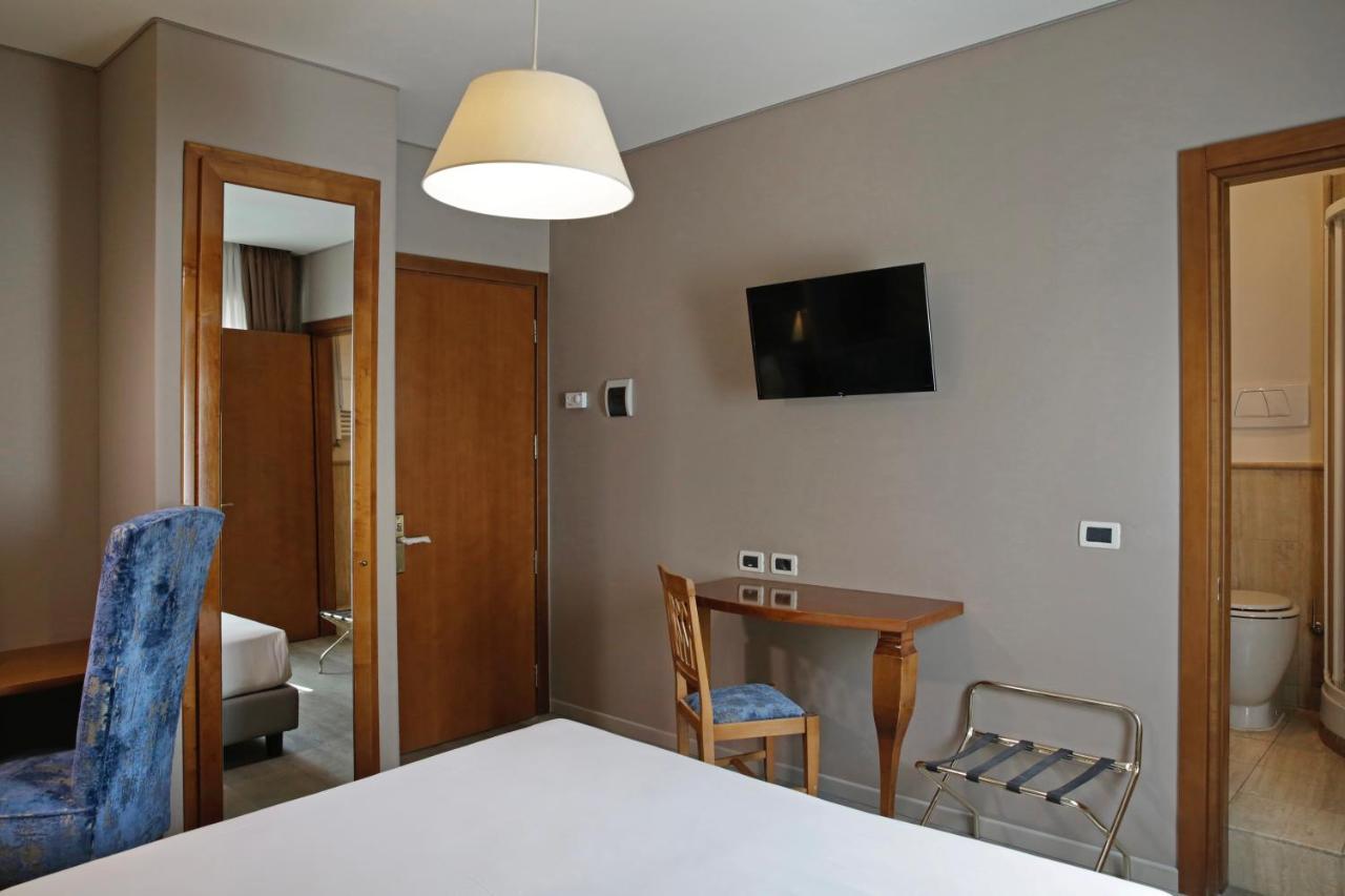 Beyou Hotel Ponte Milvio โรม ภายนอก รูปภาพ
