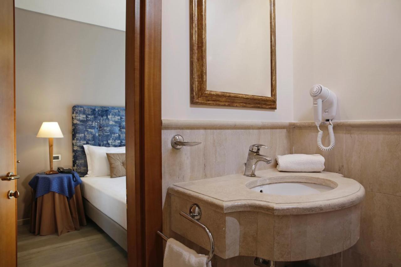 Beyou Hotel Ponte Milvio โรม ภายนอก รูปภาพ