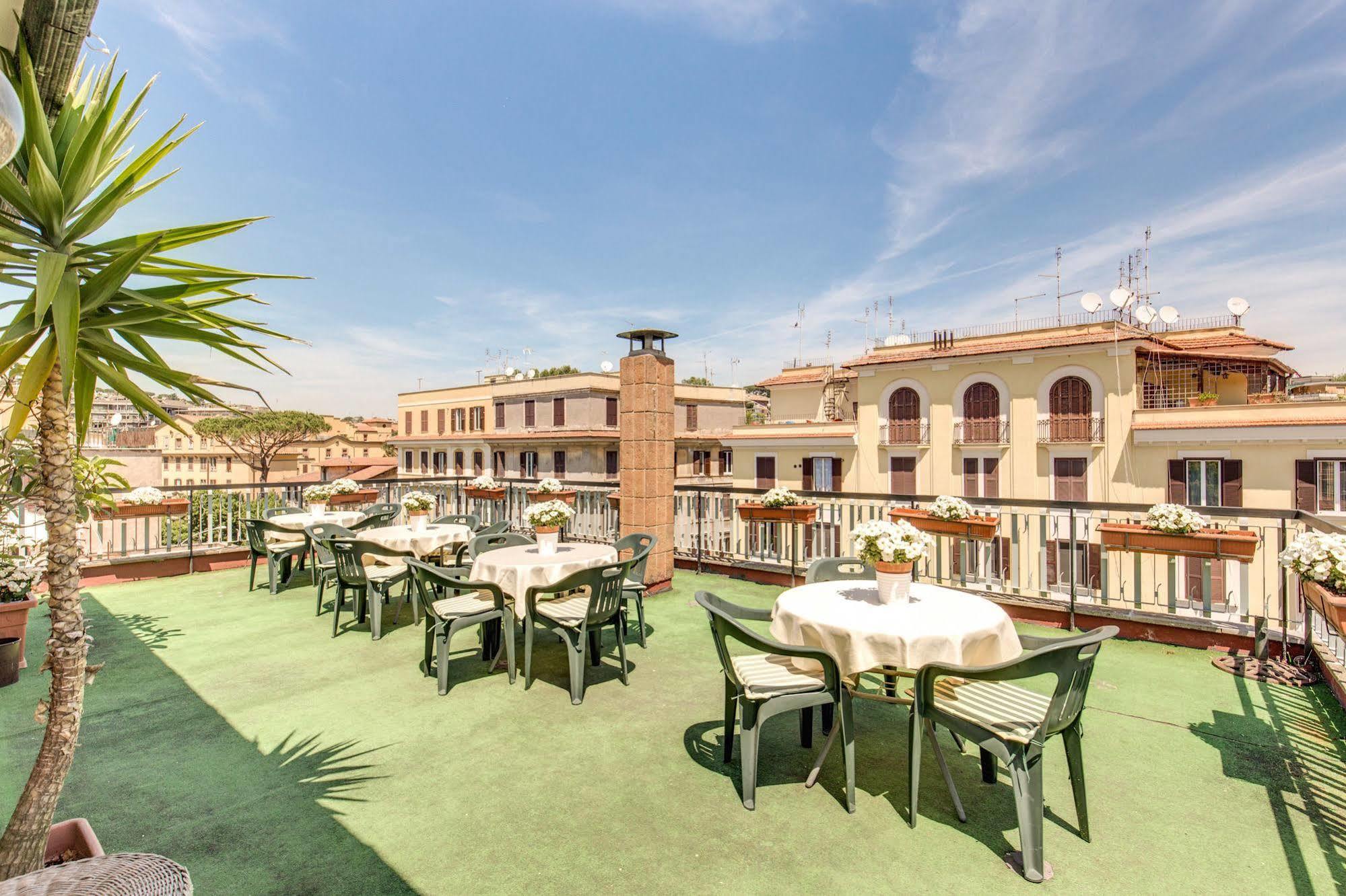 Beyou Hotel Ponte Milvio โรม ภายนอก รูปภาพ
