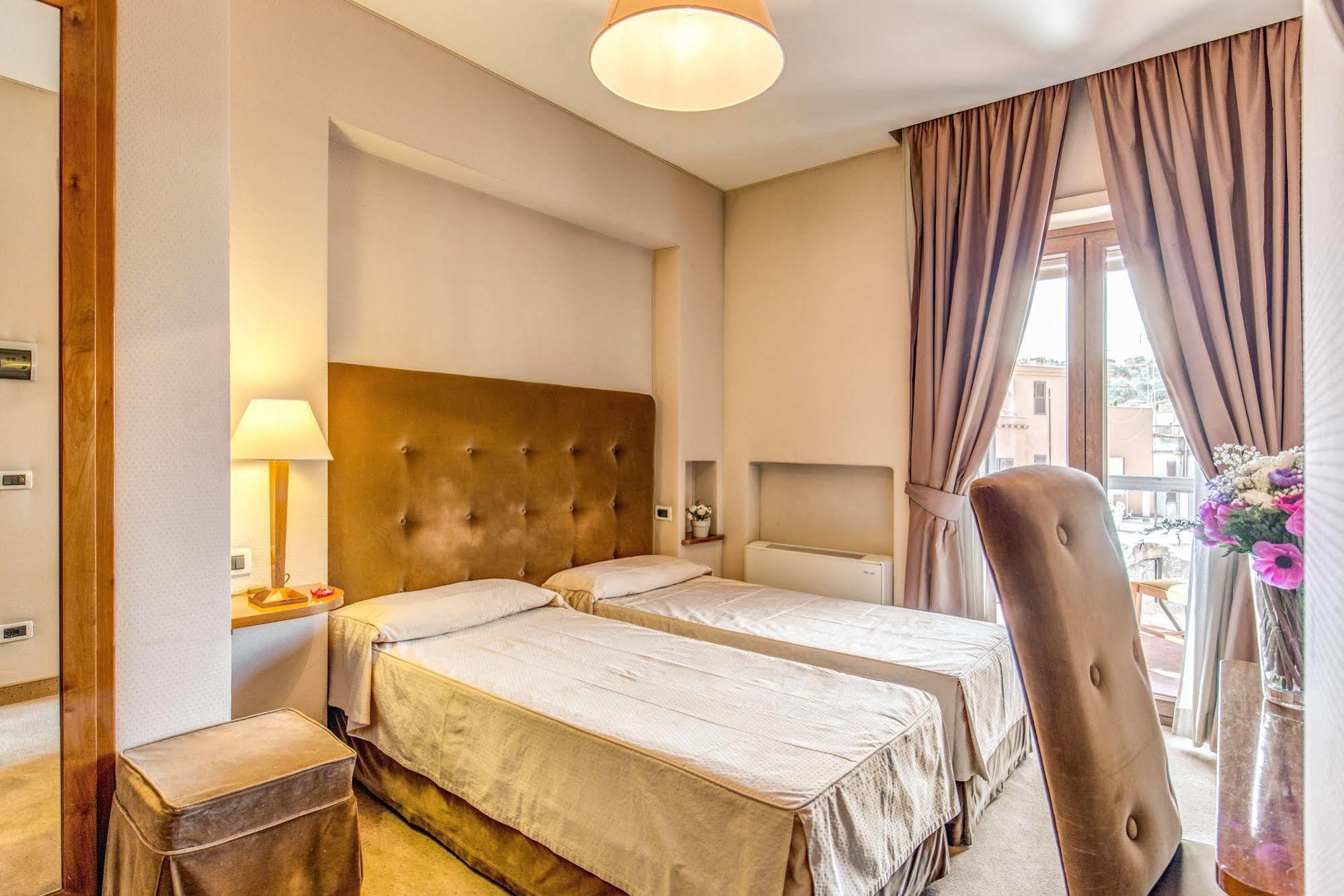 Beyou Hotel Ponte Milvio โรม ภายนอก รูปภาพ